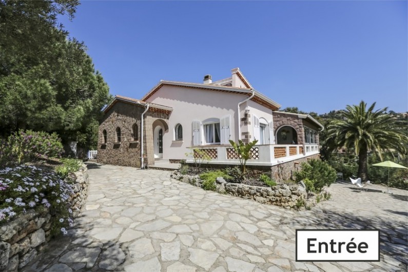 Location de vacances - Villa à Roquebrune-sur-Argens - Possibilité de garer plusieurs voitures