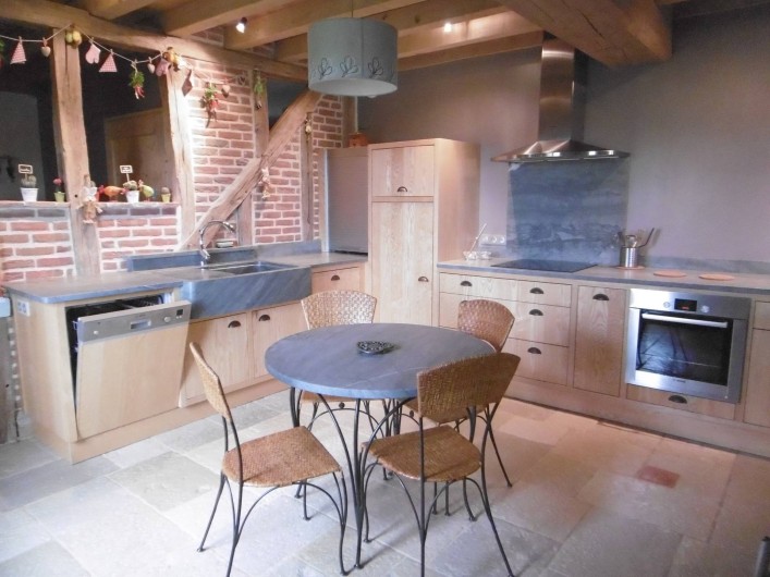 Location de vacances - Gîte à Pourlans - cuisine