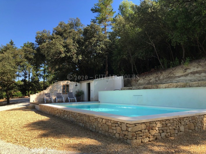 Location de vacances - Gîte à Sarrians - Piscine