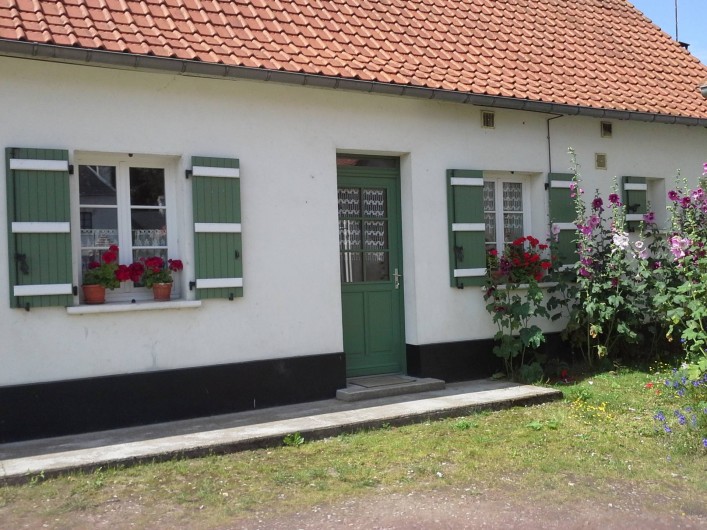 Location de vacances - Maison - Villa à Sailly Bray - façade nord coté cour