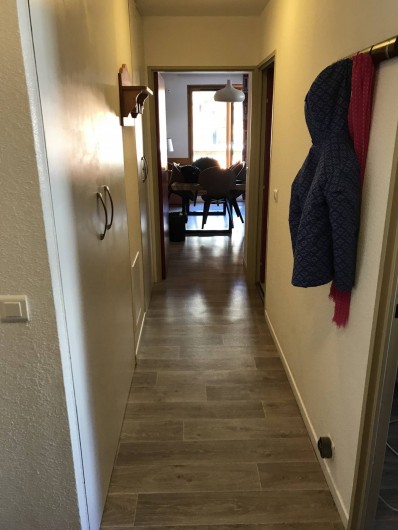 Location de vacances - Appartement à Saint-Sorlin-d'Arves - Couloir