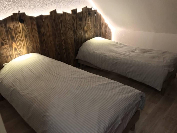 Location de vacances - Appartement à Saint-Sorlin-d'Arves - Chambre  2