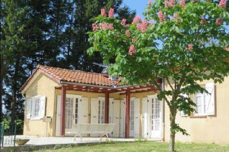 Location de vacances - Maison - Villa à Tournan - le gîte au printemps