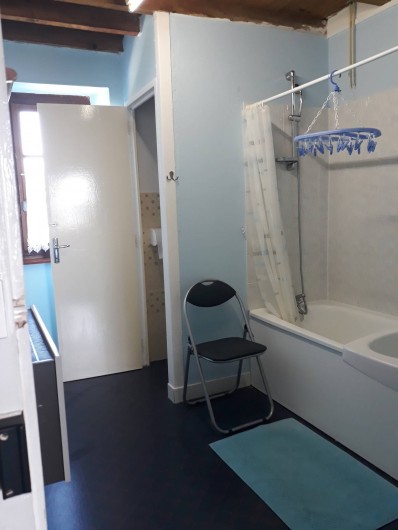 Location de vacances - Appartement à Sainte-Marie-du-Mont - salle de bain