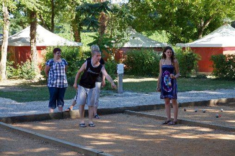 Location de vacances - Camping à Petit-Palais-et-Cornemps