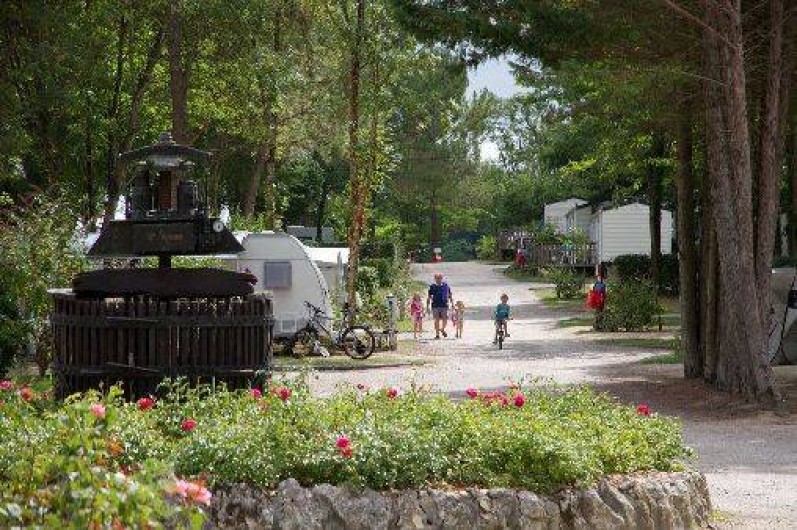Location de vacances - Camping à Petit-Palais-et-Cornemps