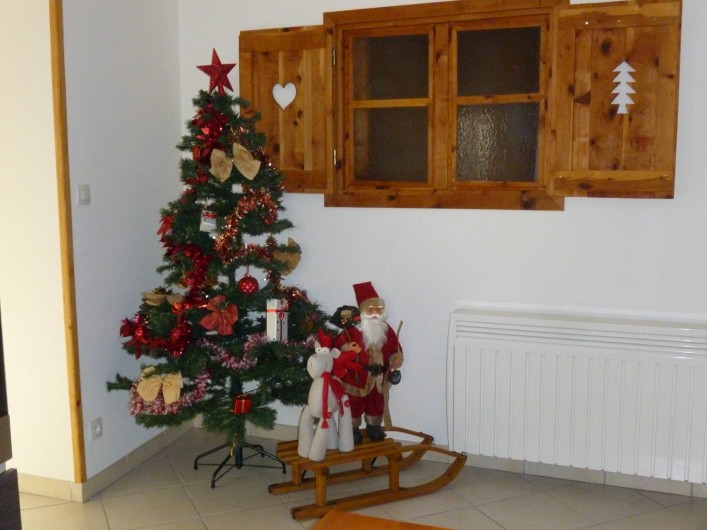 Location de vacances - Maison - Villa à Les Orres - Noel Jour de L'An, le sapin est fait !