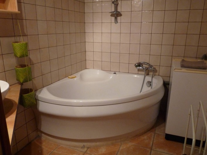 Location de vacances - Appartement à Ban-de-Laveline - baignoire moyen gite