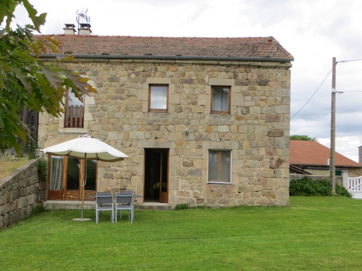 Location de vacances - Gîte à Raucoules - Façade sud du gîte