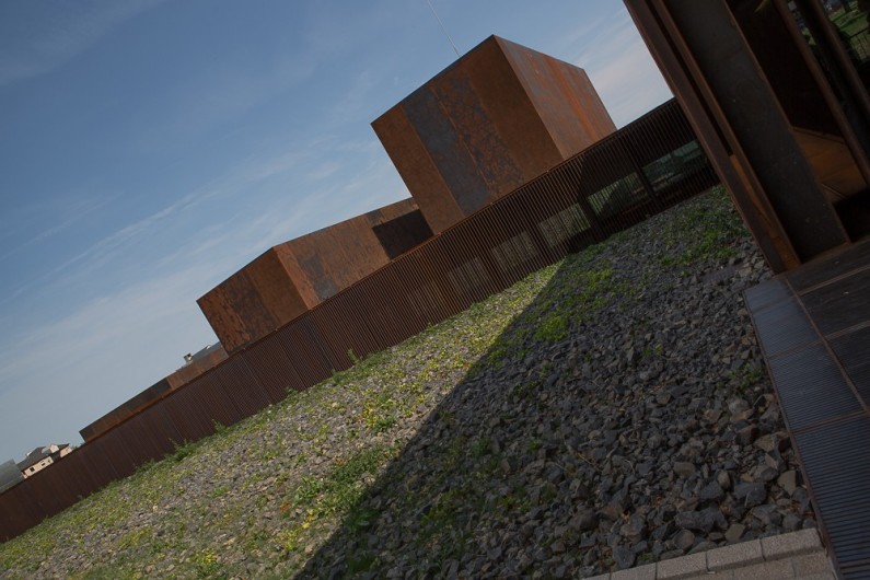 Location de vacances - Chalet à Rieupeyroux - Le musée Soulage à Rodez