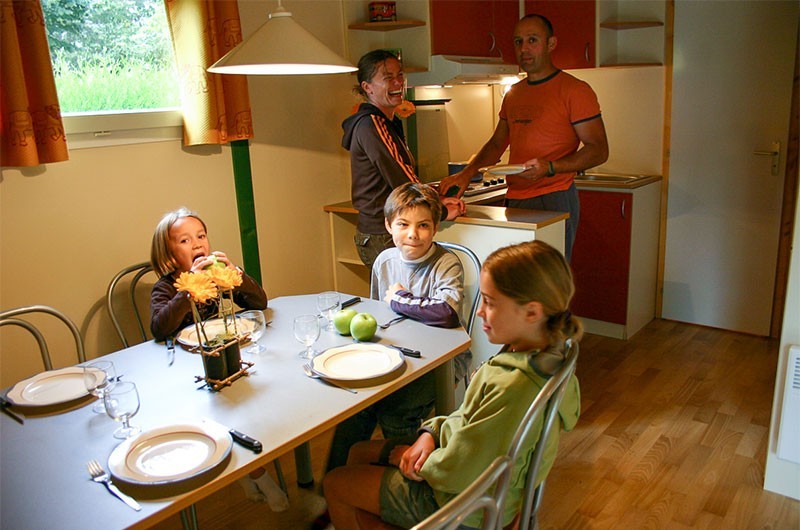 Location de vacances - Chalet à Rieupeyroux - Un espace confortable pour une famille