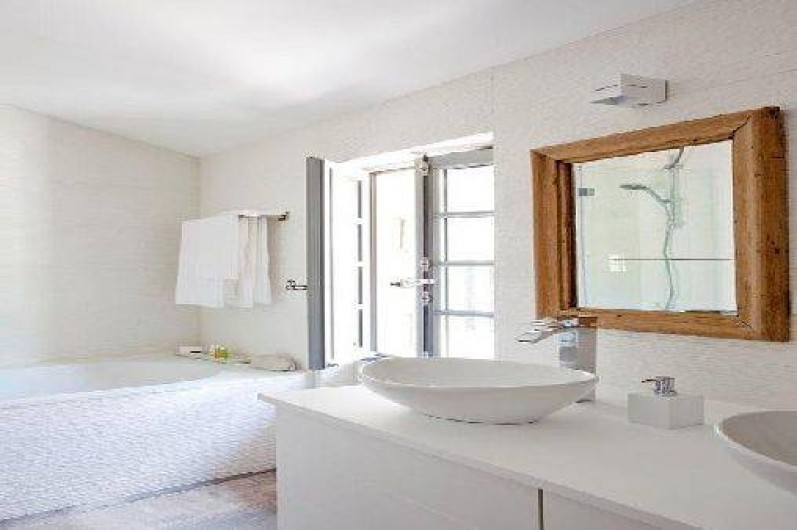 Location de vacances - Chambre d'hôtes à Châteauneuf-de-Gadagne