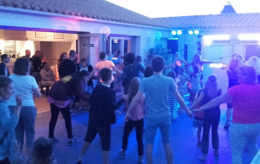 Location de vacances - Camping à Saint-Jean-de-Monts - Camping Plein Sud_Soirée Familiale