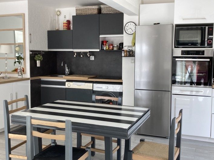 Location de vacances - Appartement à Six-Fours-les-Plages - Coté cuisine