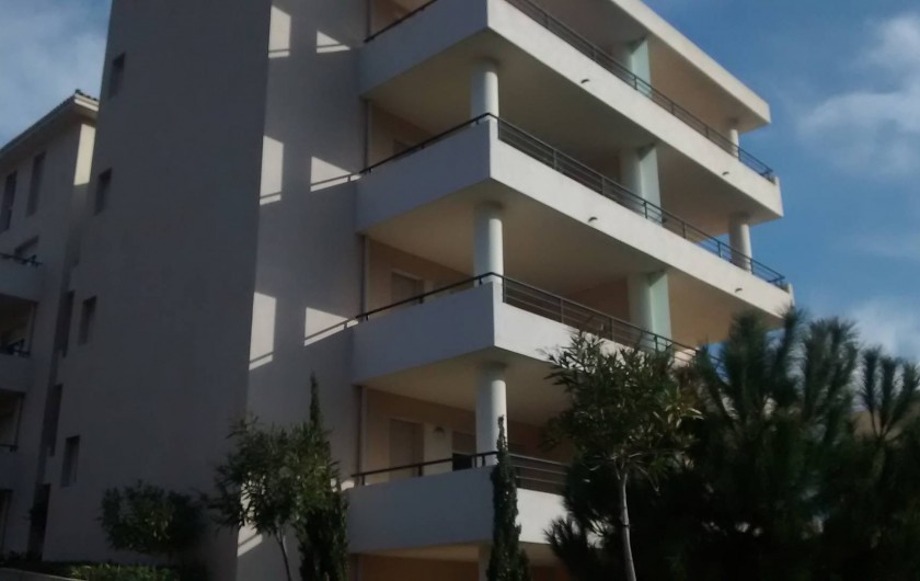Location de vacances - Appartement à Calvi - une autre vue de la résidence