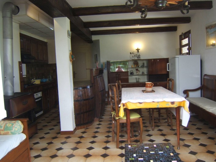 Location de vacances - Appartement à Sospel - Coin cuisine et salle à manger