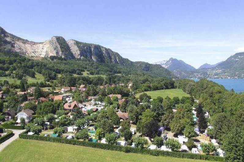 Location de vacances - Camping à Doussard