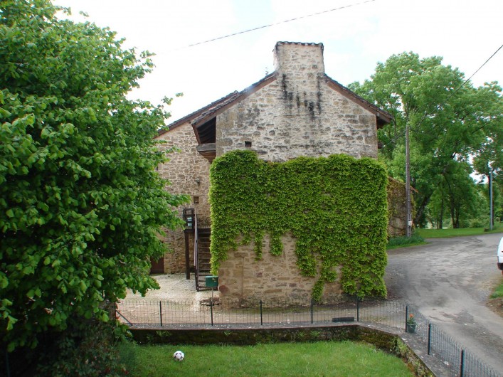 Location de vacances - Gîte à Corgnac-sur-l'Isle - Vue du balcon du gite