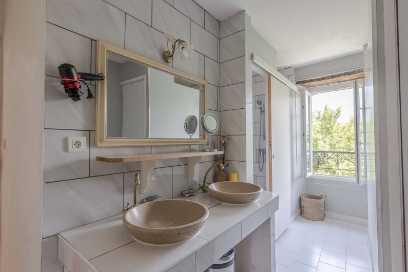 Location de vacances - Mas à Ners - cour intérieure