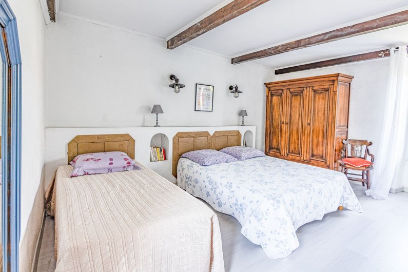 Location de vacances - Mas à Ners - chambre enfants 2 couchages 2mX90cm +1 couchage 1.80mX0.90m