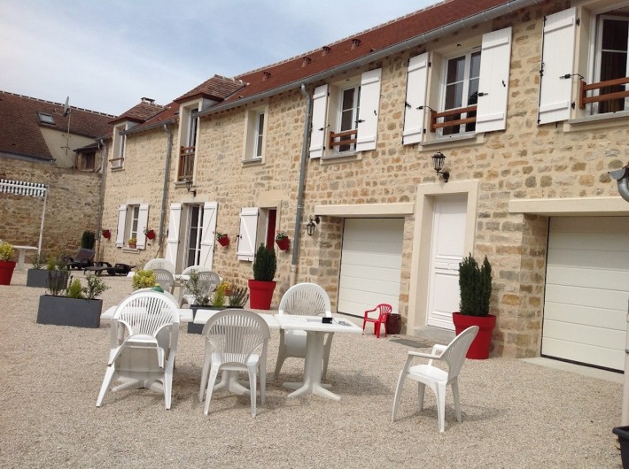 Location de vacances - Appartement à Noisy-sur-École - Espaces extérieurs