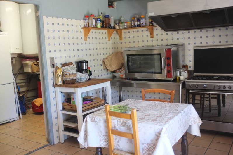 Location de vacances - Mas à Courniou - cuisine