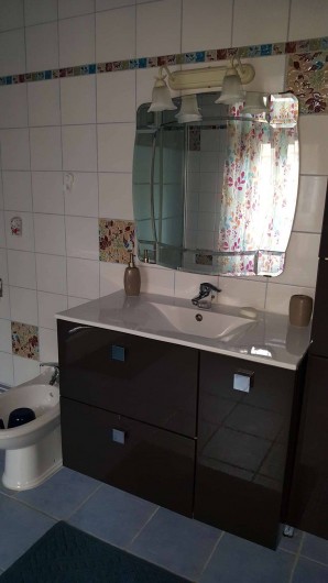 Location de vacances - Villa à Vimoutiers - SDB Parentale