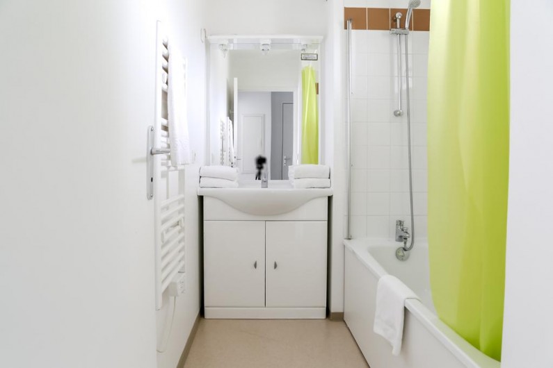 Location de vacances - Appartement à Équemauville - Salle de bains