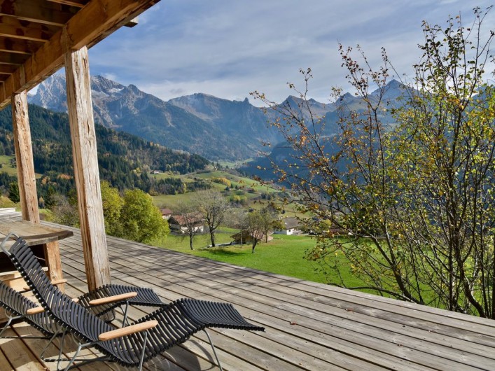 Location de vacances - Chalet à Manigod - Vue Sud  terrasse rez-de-jardin