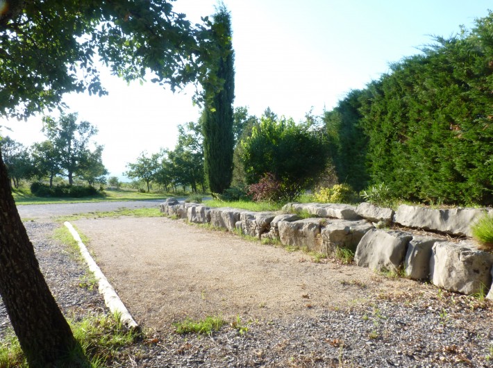 Location de vacances - Villa à Labeaume - terrain de pétanque