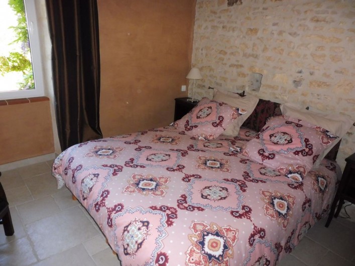 Location de vacances - Villa à Cellefrouin - RDC CHAMBRE LIT 160X200