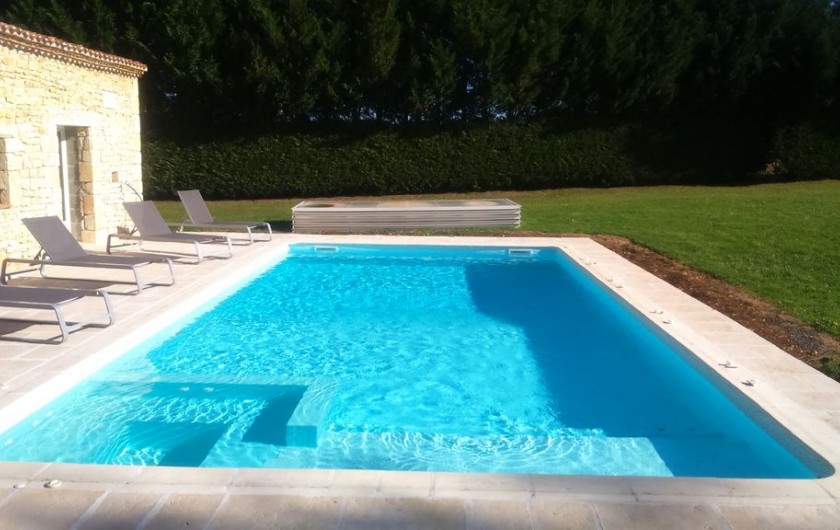 Location de vacances - Villa à Cellefrouin - PISCINE