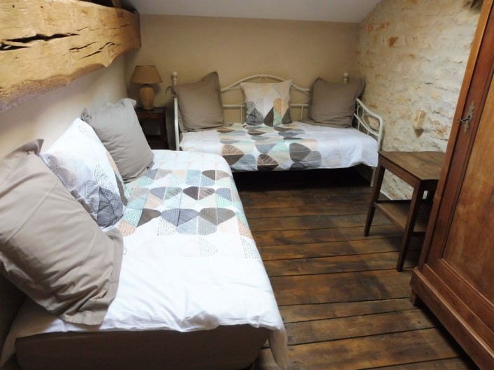 Location de vacances - Villa à Cellefrouin - ETAGE MEZZANINE