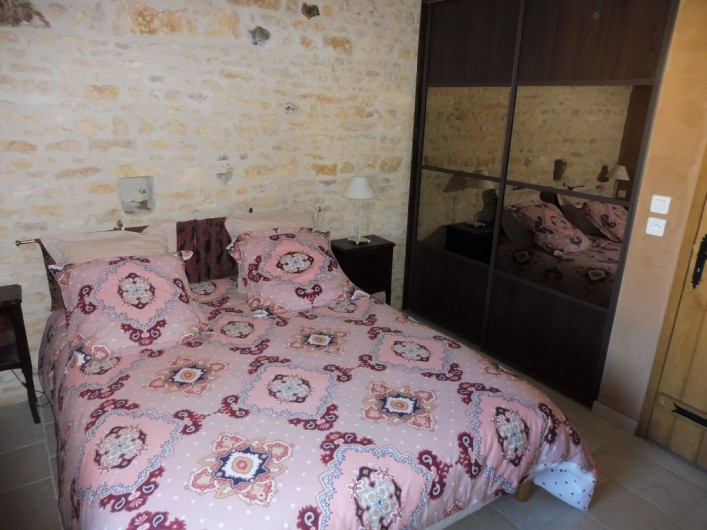 Location de vacances - Villa à Cellefrouin - RDC CHAMBRE LIT 160X200