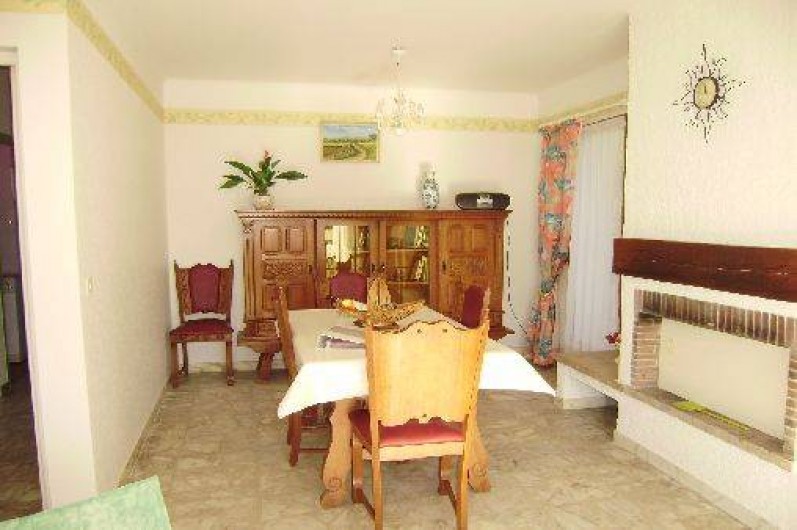 Location de vacances - Gîte à Alata - Séjour côté salle à manger