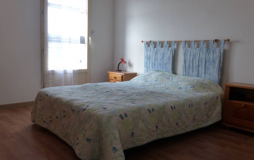 Location de vacances - Appartement à Hyères - Chambre lit double