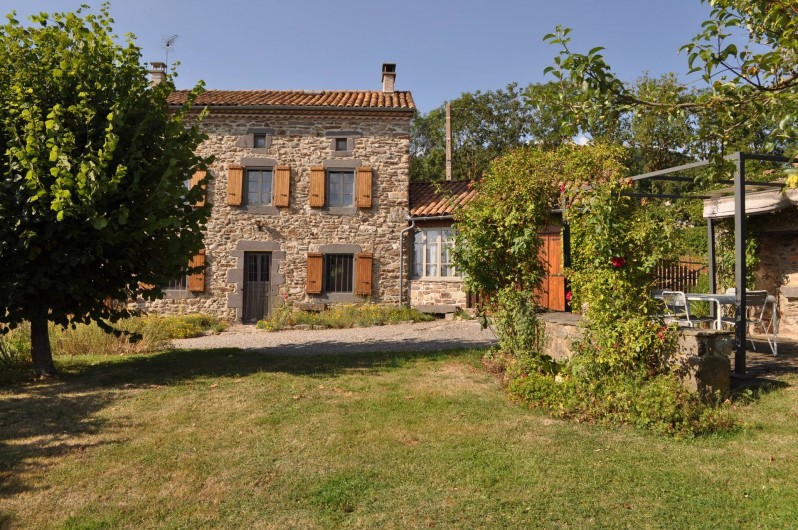 Location de vacances - Gîte à Saint-Flour - facade sud