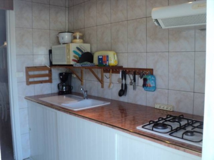 Location de vacances - Gîte à Bois De Nèfles - Cuisine équipée