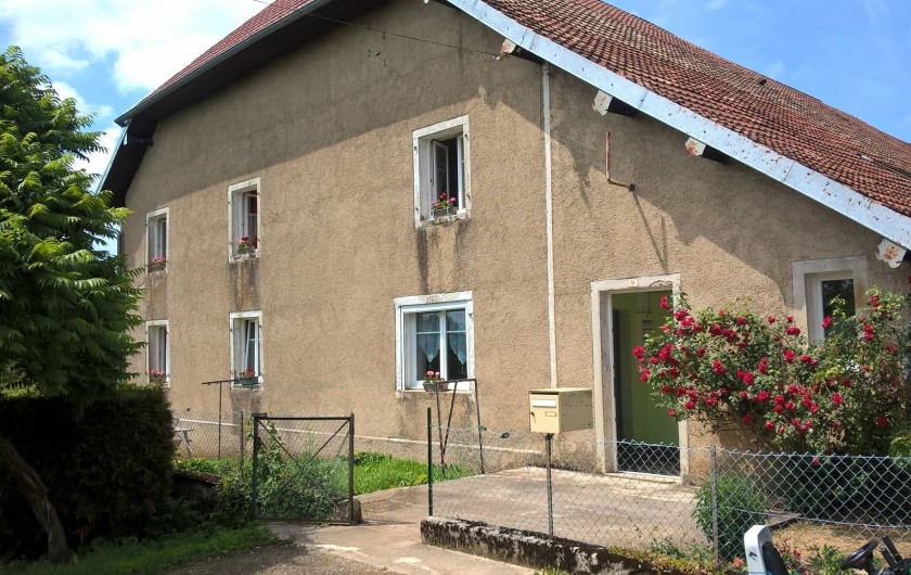Location de vacances - Maison - Villa à Belvoir - Facade Sud