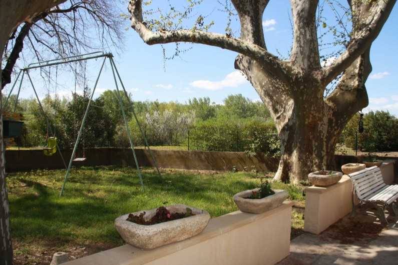 Location de vacances - Mas à Montfavet - jardin terrasse