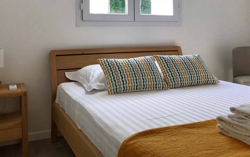 Location de vacances - Villa à Les Trois-Îlets - Chambre lit 140 avec climatisation