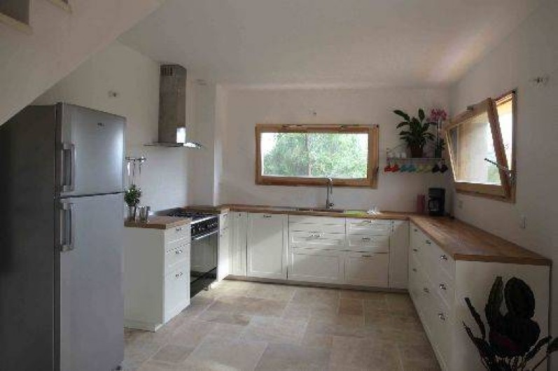 Location de vacances - Gîte à Saint-Saturnin-lès-Apt - Cuisine équipée