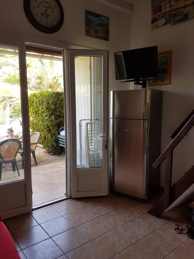 Location de vacances - Studio à Sagone - FRIGO+TELE