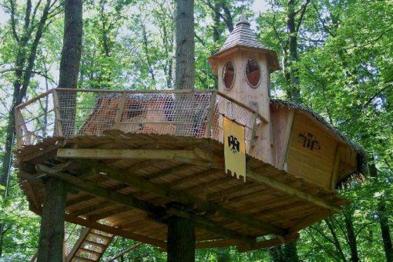 Location de vacances - Cabane dans les arbres à Moulicent