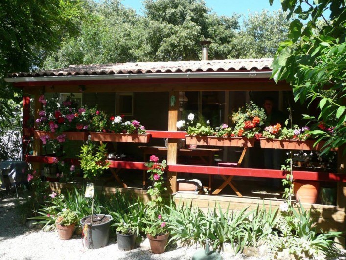 Location de vacances - Camping à Sorède - Chalet 35 m² - 2 chambres - terrasse 10 m²