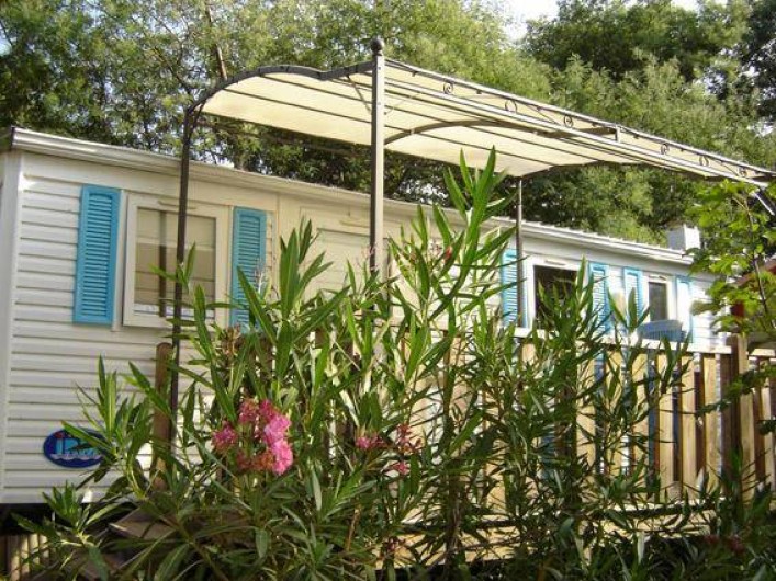 Location de vacances - Camping à Sorède - Mobil-home les Lavandes 24 m² - 2 chambres - terrasse 8 m²