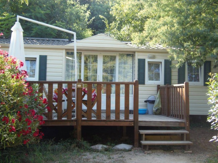 Location de vacances - Camping à Sorède - Mobil-home les Lauriers Roses 32 m² - 3 chambres - terrasse 16 m²