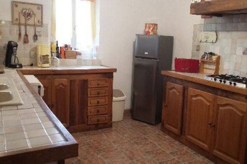 Location de vacances - Gîte à Autun - cuisine rez de chaussé