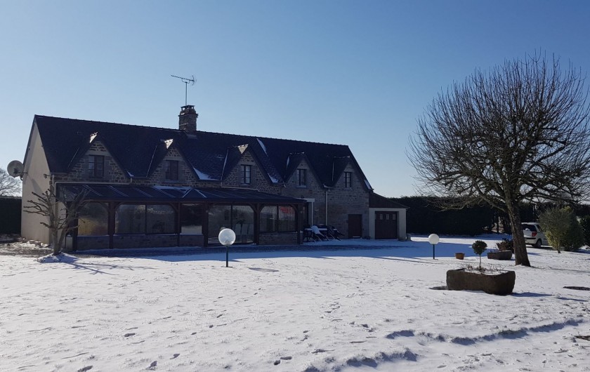 Location de vacances - Gîte à Bourguenolles - Villa sous la neige