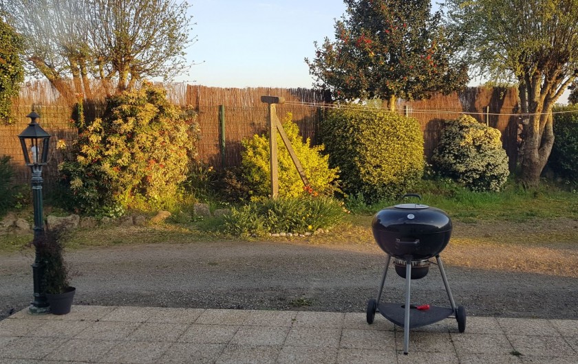 Location de vacances - Gîte à Bourguenolles - Terrasse arrière